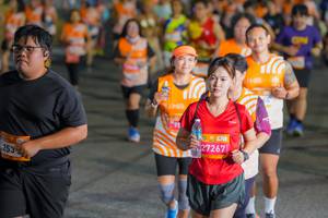 BIB: 253, 27267
                            <button type="button" onclick="openModal(22822994)" class="btn btn-primary btn-sm float-right btn-popup" data-toggle="modal" data-target=".modal-high-quality">
                        <i class="fas fa-shopping-cart"></i> Add to Cart
                    </button>
                                            <button type="button" onclick="isThisMe(22822994, true)" class="btn btn-success btn-sm float-right btn-popup btn-isme hidden" data-toggle="tooltip" data-placement="bottom" title="นี่คือรูปของคุณใช่ไหม คลิกที่นี่เพื่อเอาเข้าอัลบั้ม">
                        <i class="fas fa-plus"></i> Add to album
                    </button>
                    <button type="button" onclick="isThisMe(22822994, false)" class="btn btn-warning btn-sm float-right btn-popup btn-isnotme hidden">
                        <i class="fas fa-ban"></i> Remove from album
                    </button>
